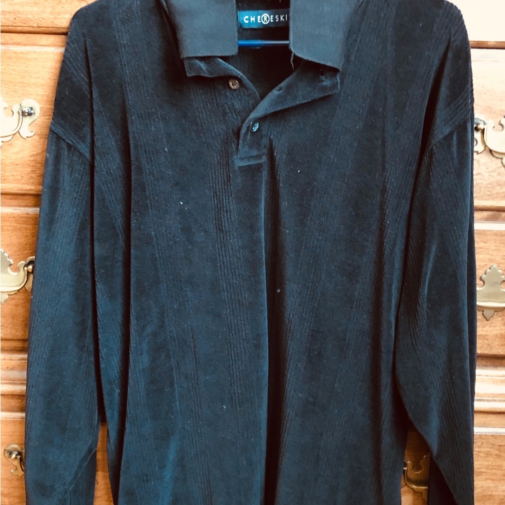 Men’s long sleeve pull over shirt. Corduroy/flannel fabric.